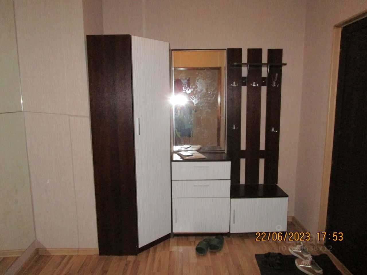 2-комнатная квартира, 77 м² — фотография 2