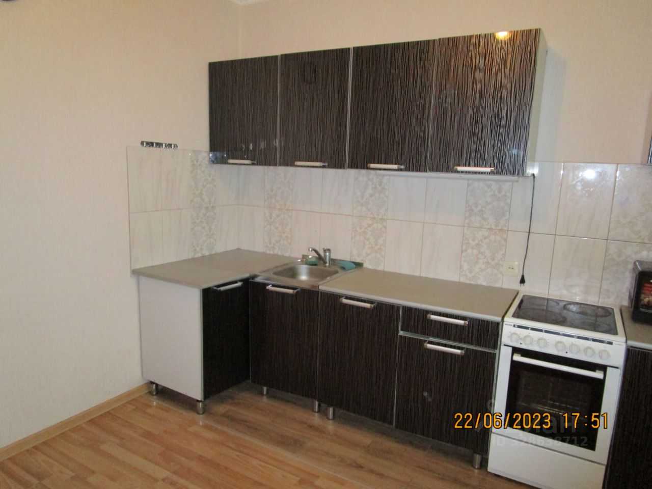 2-комнатная квартира, 77 м² — фотография 3