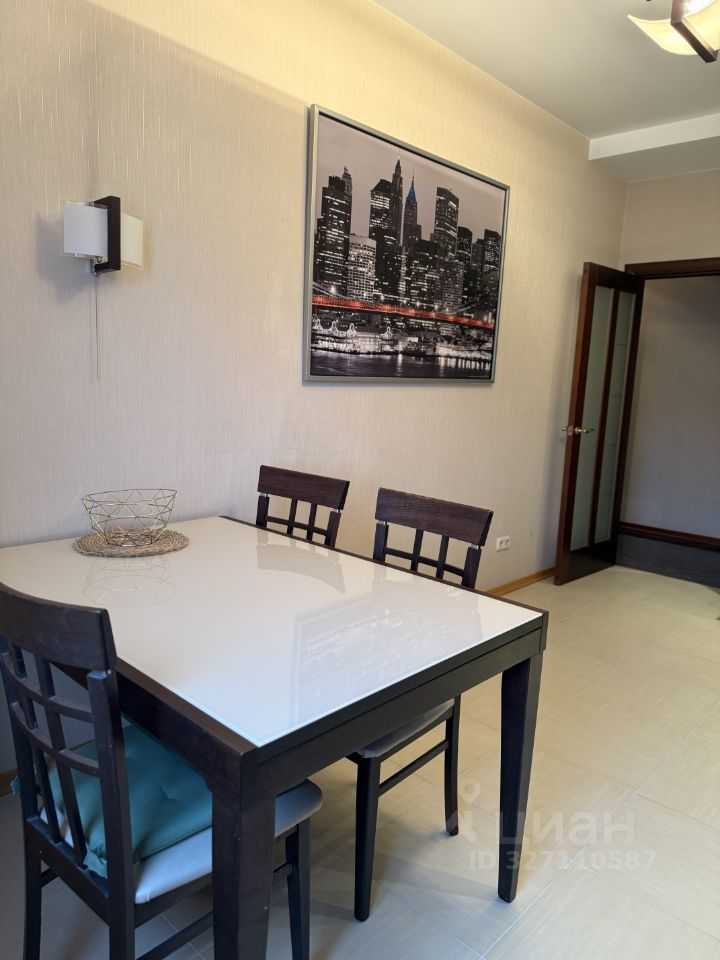 3-комнатная квартира, 92 м² — фотография 2