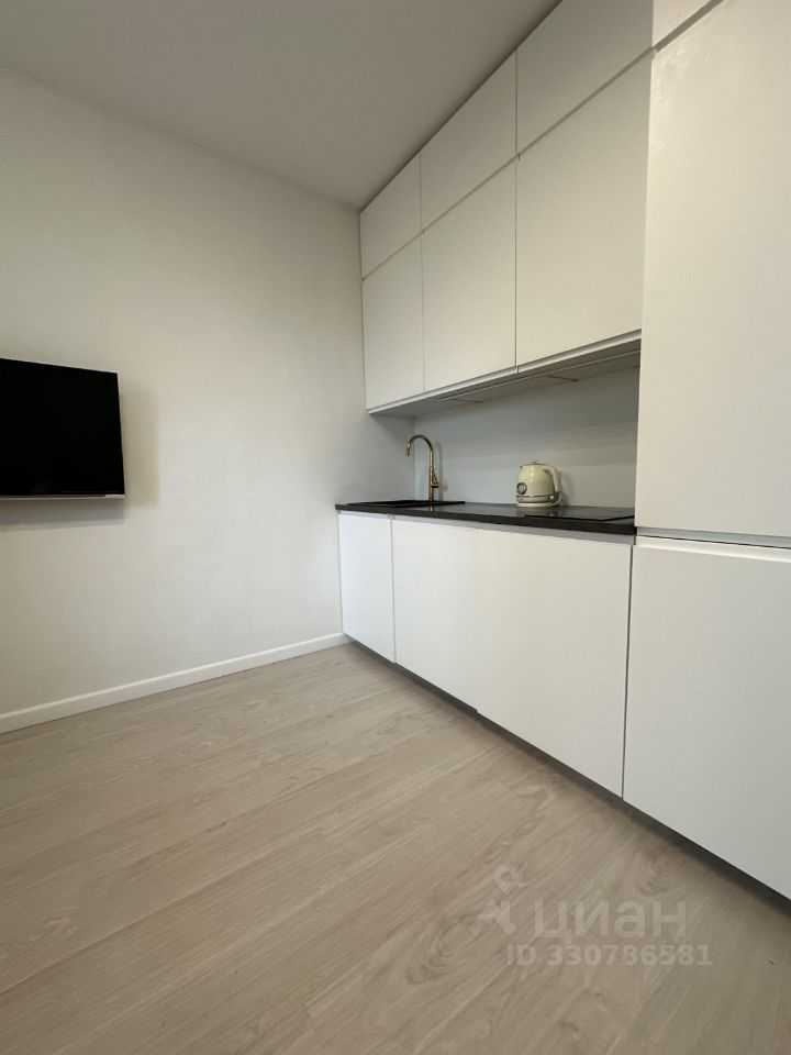 2-комнатная квартира, 65 м² — фотография 2