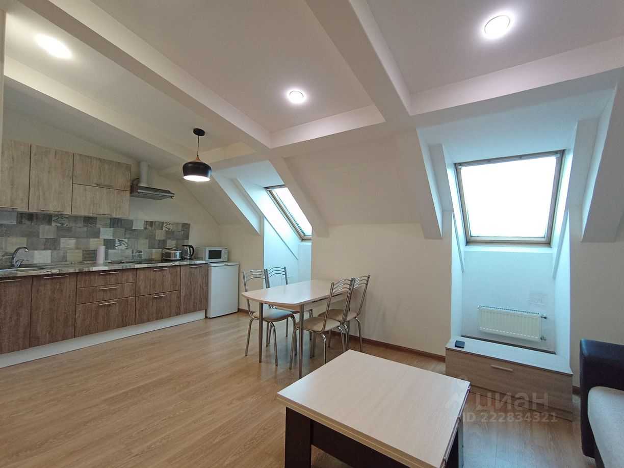 2-комнатная квартира, 80 м² — фотография 2