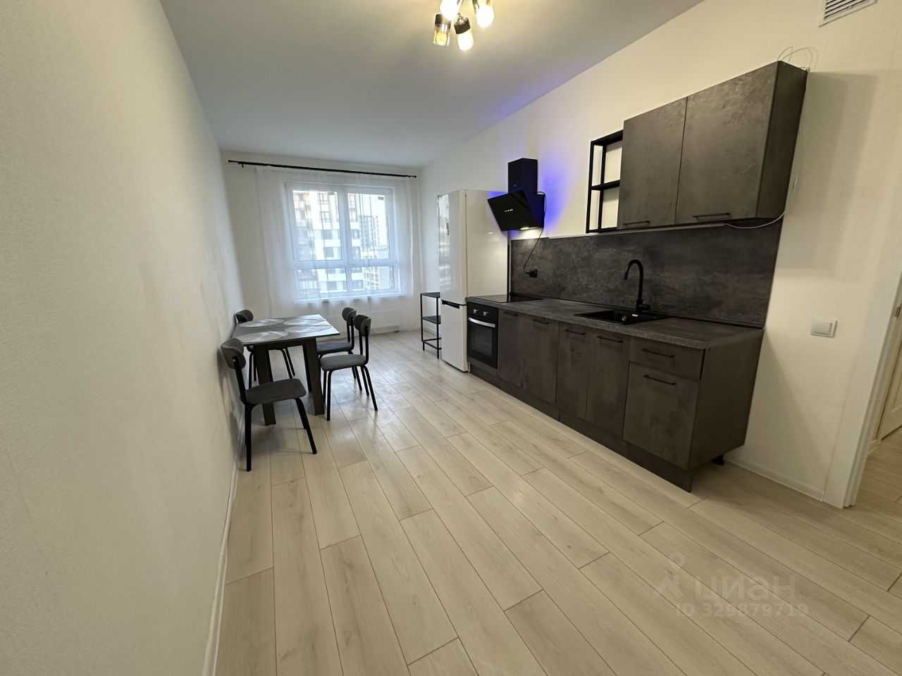 4-комнатная квартира, 90 м²