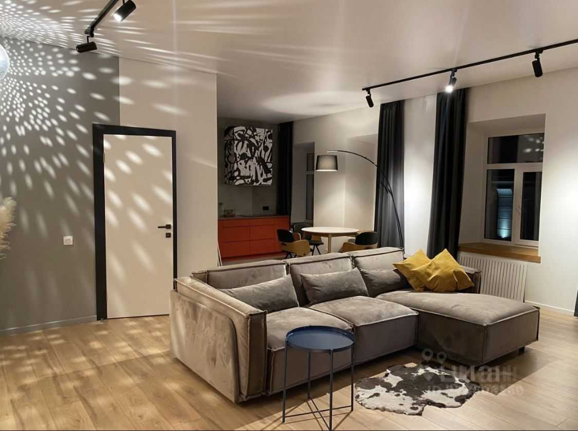 2-комнатная квартира, 73,2 м² — фотография 2