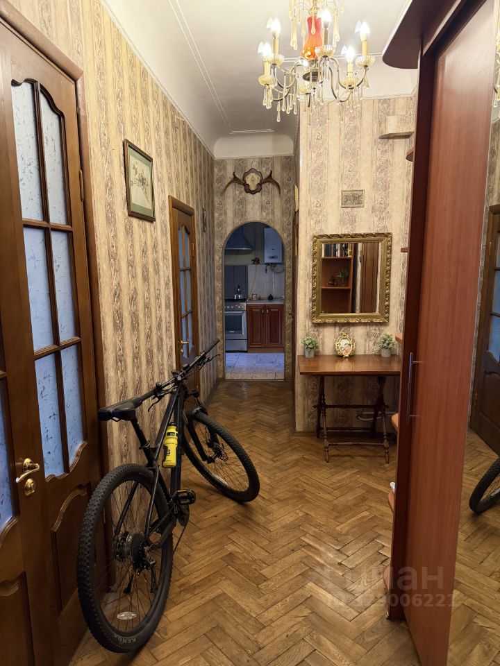 2-комнатная квартира, 68 м² — фотография 2