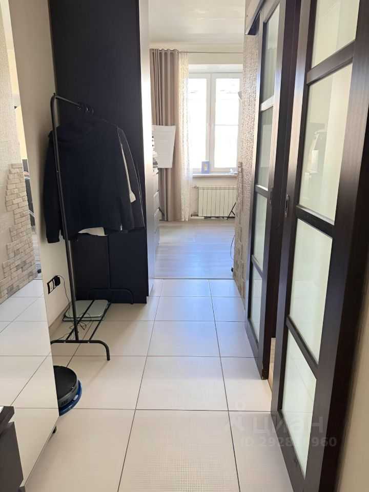2-комнатная квартира, 56 м² — фотография 2