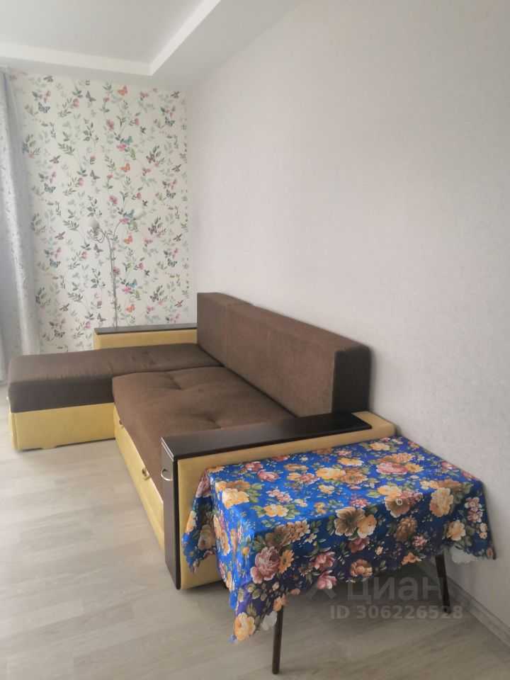 2-комнатная квартира, 70 м² — фотография 3