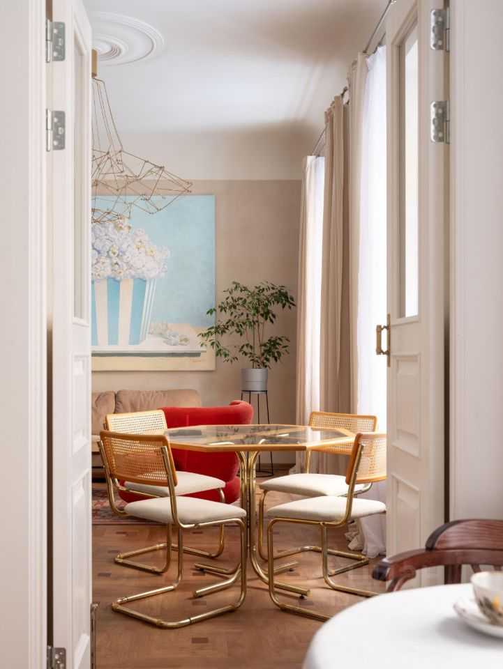 2-комнатная квартира, 60,8 м² — фотография 2