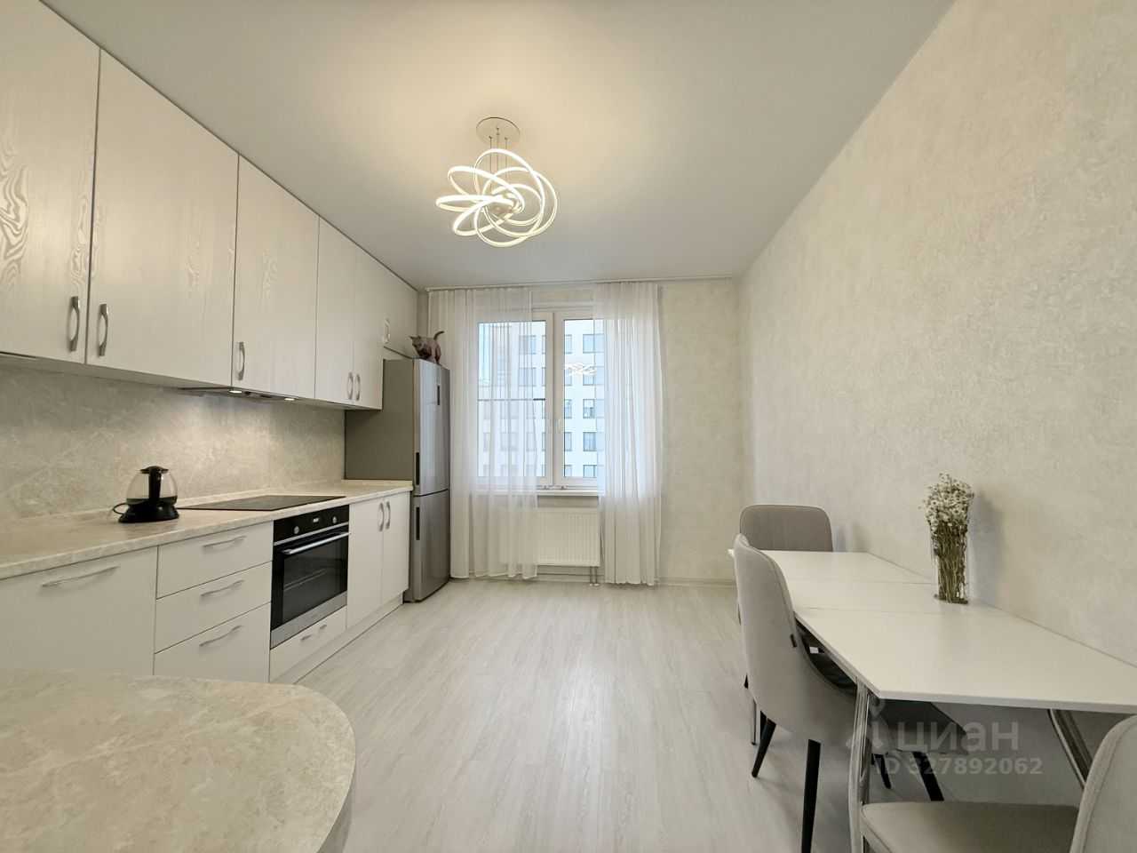 1-комнатная квартира, 42 м² — фотография 2