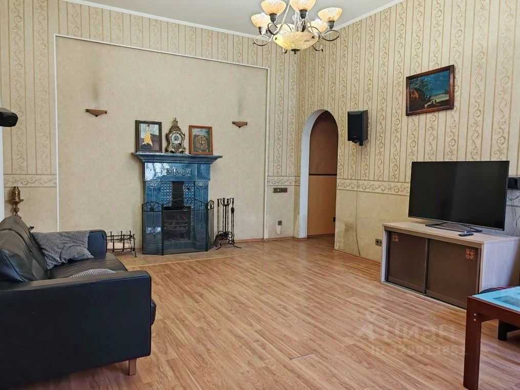 4-комнатная квартира, 140 м² — фотография 2