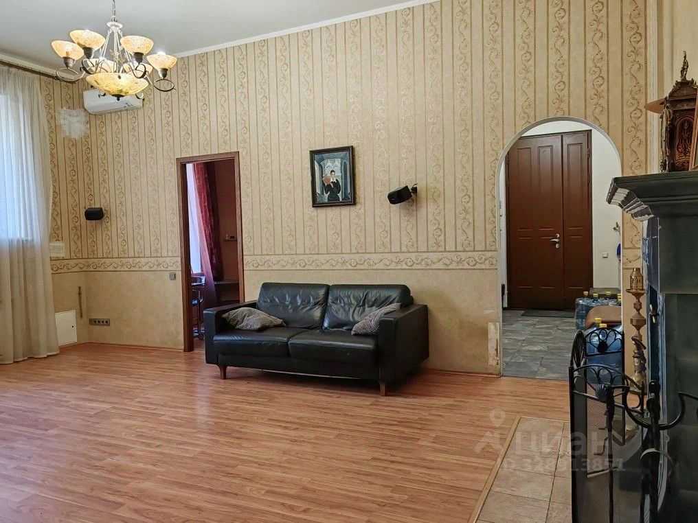 4-комнатная квартира, 140 м² — фотография 3