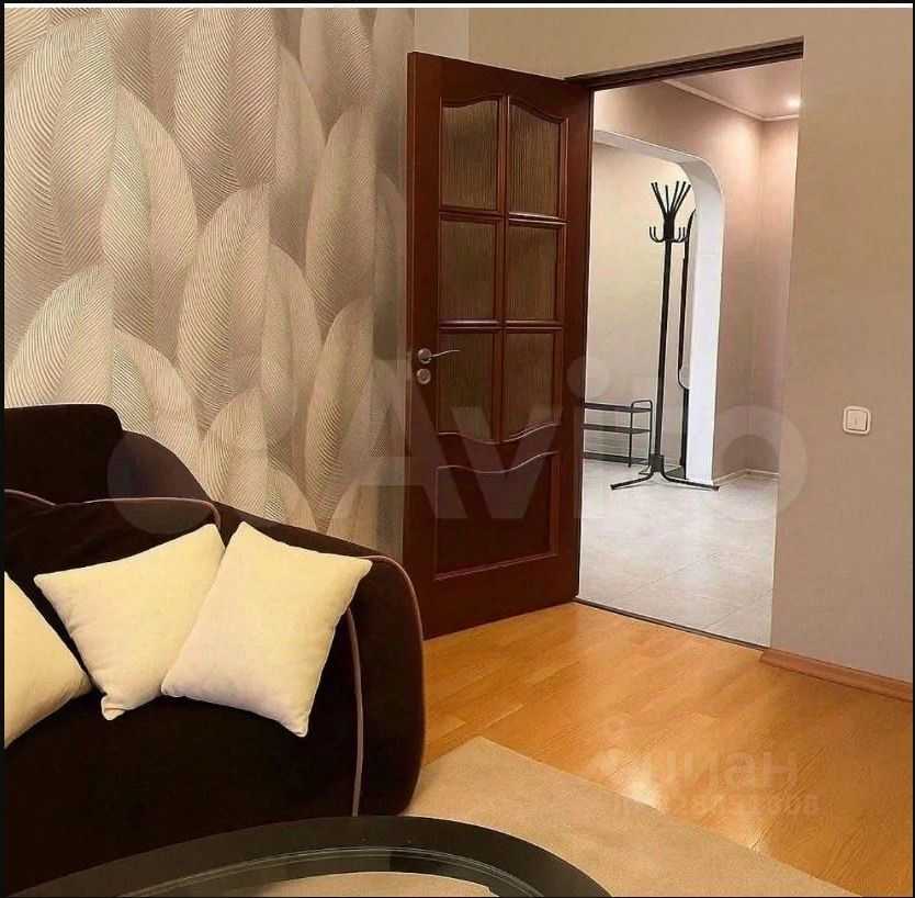 2-комнатная квартира, 66,7 м² — фотография 3