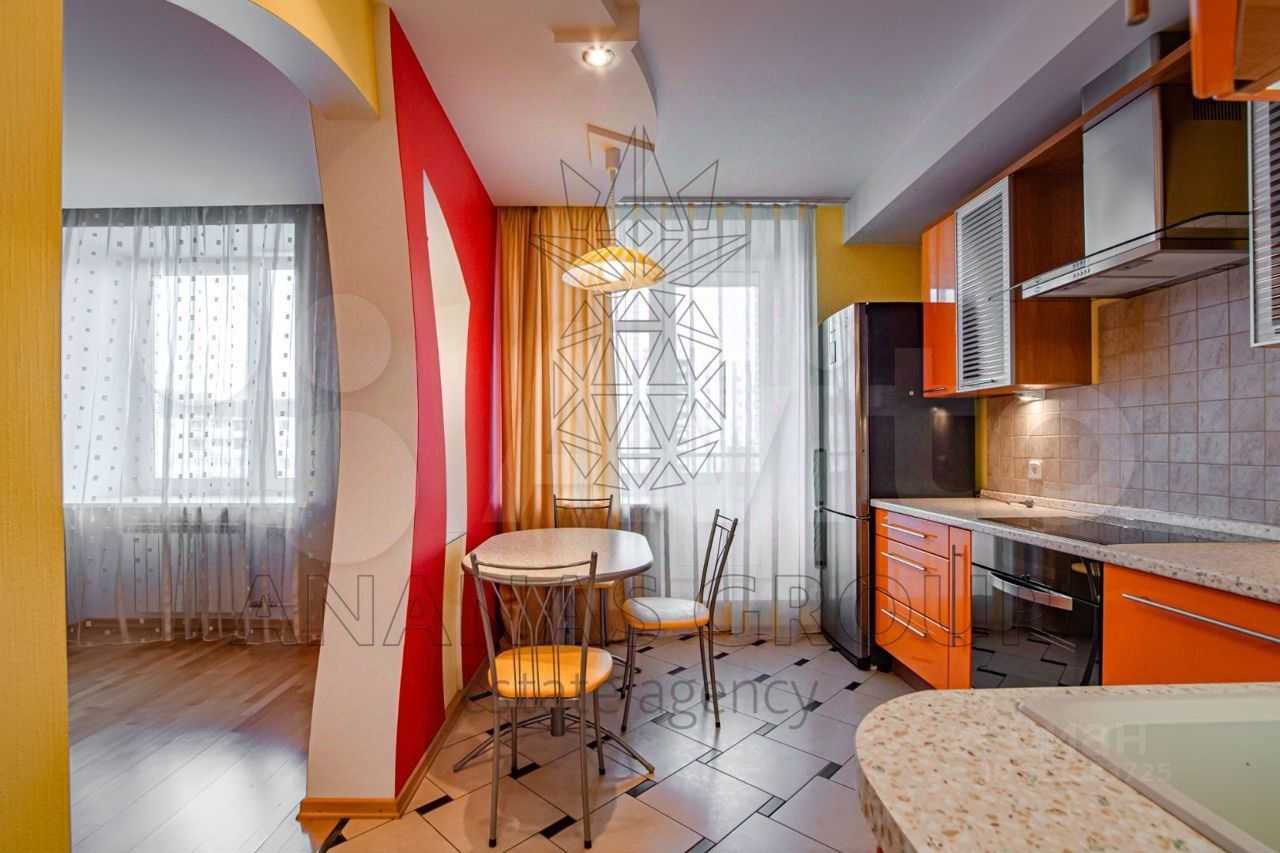 2-комнатная квартира, 70 м² — фотография 2
