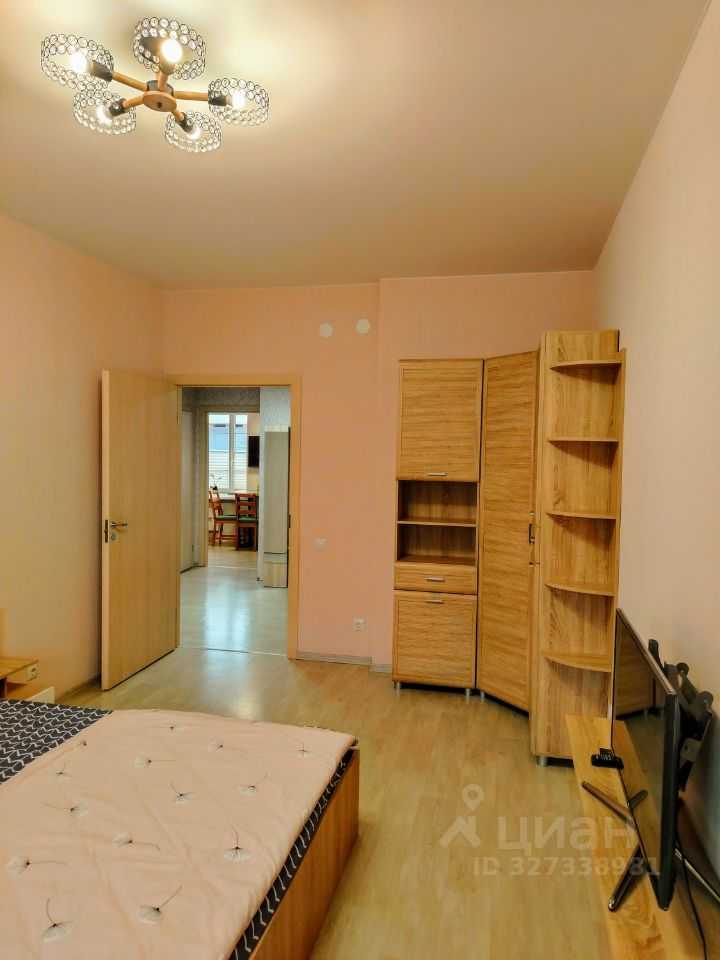 2-комнатная квартира, 63 м² — фотография 3