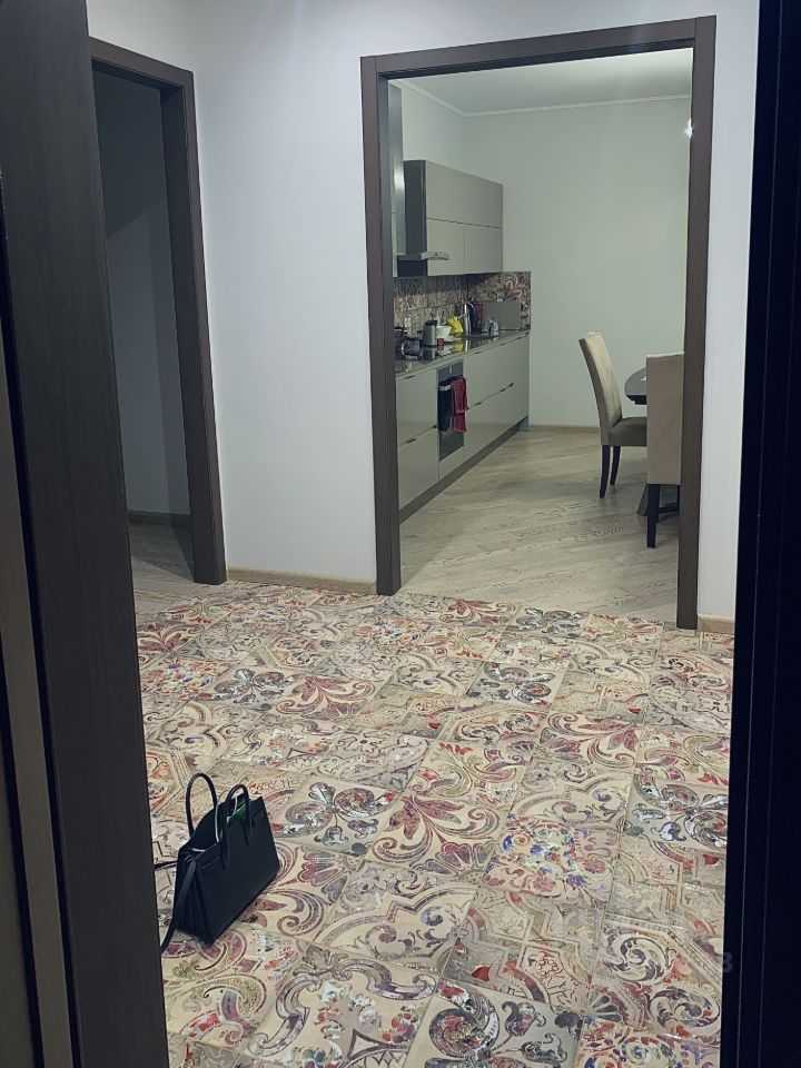 3-комнатная квартира, 107 м² — фотография 2