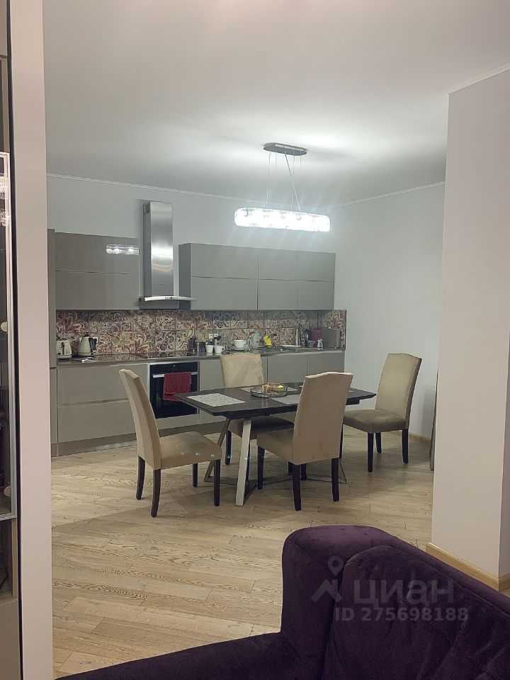 3-комнатная квартира, 107 м²