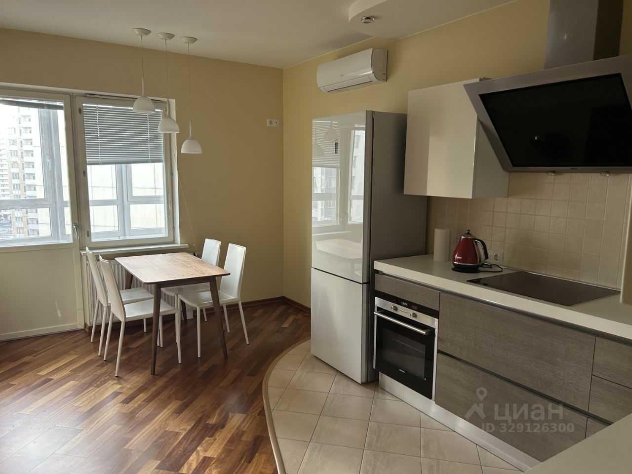 2-комнатная квартира, 72 м² — фотография 3
