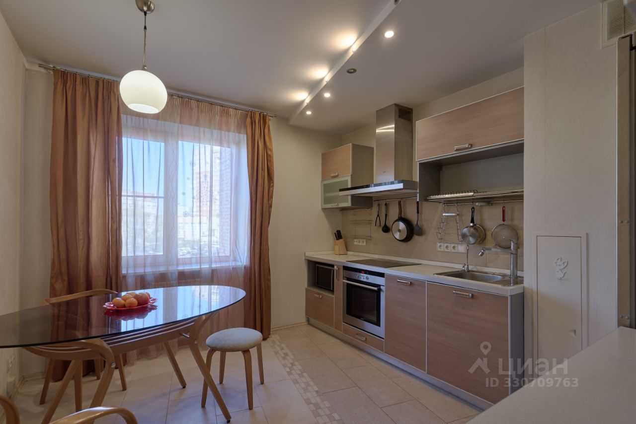 2-комнатная квартира, 68 м² — фотография 3