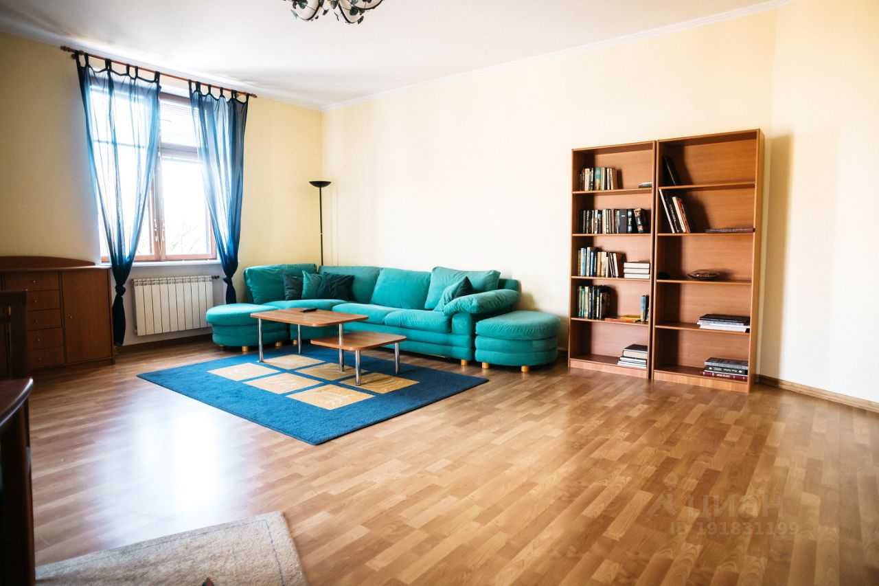 2-комнатная квартира, 84 м² — фотография 2