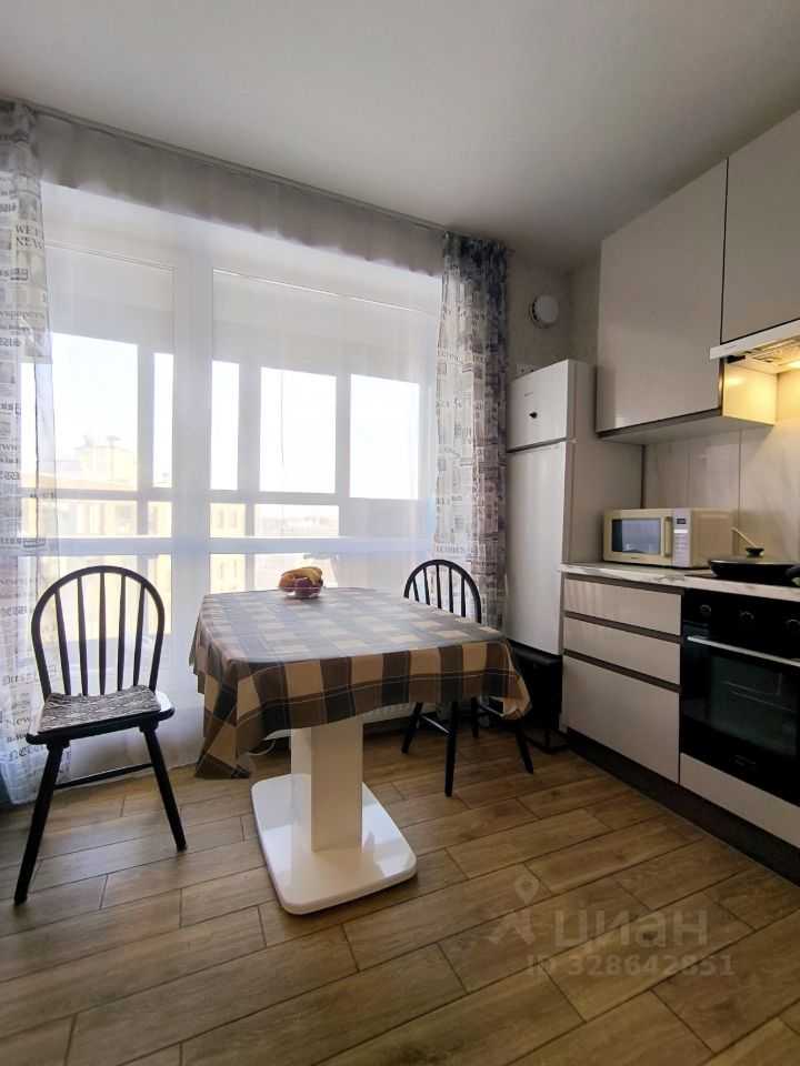 1-комнатная квартира, 42 м² — фотография 3