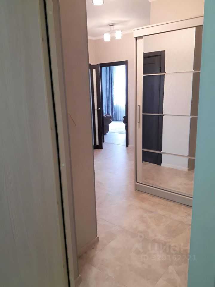 2-комнатная квартира, 66 м² — фотография 3