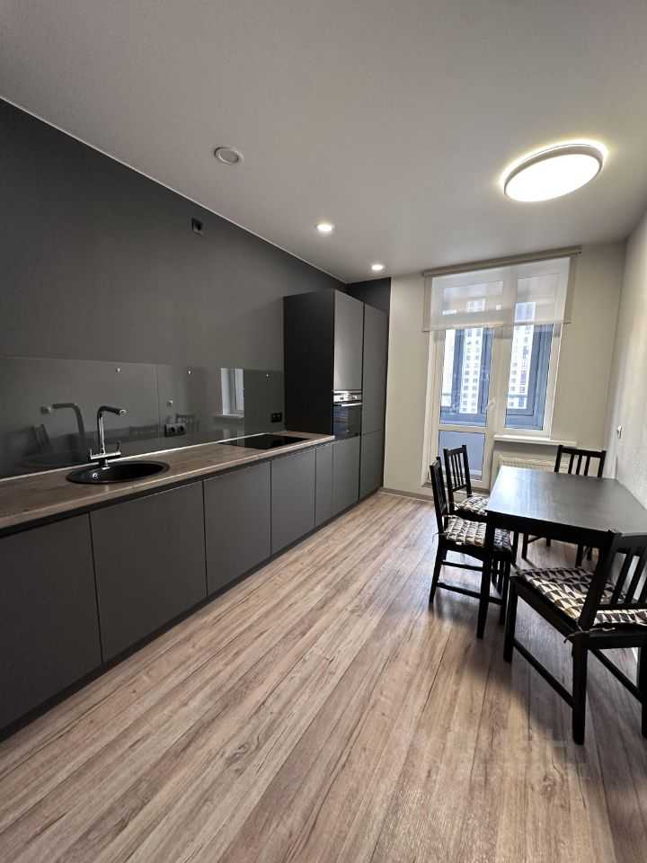 3-комнатная квартира, 90 м² — фотография 2
