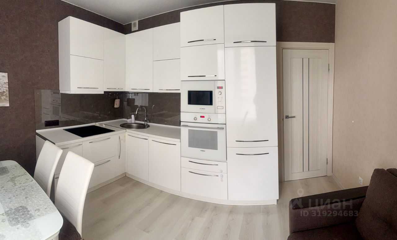 2-комнатная квартира, 52 м² — фотография 2
