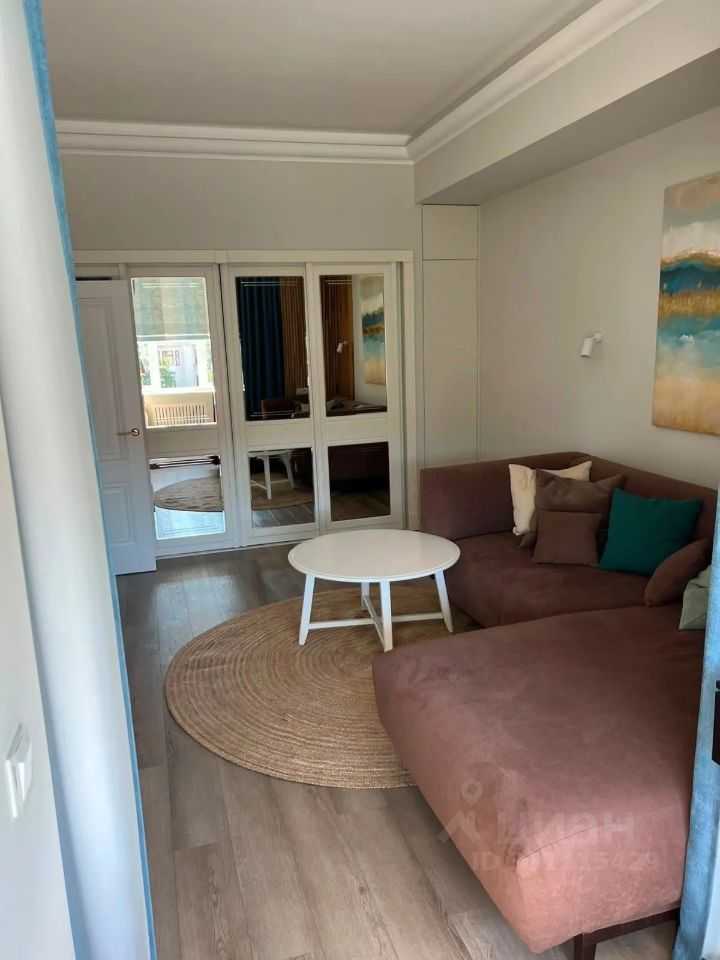 2-комнатная квартира, 68,4 м² — фотография 2
