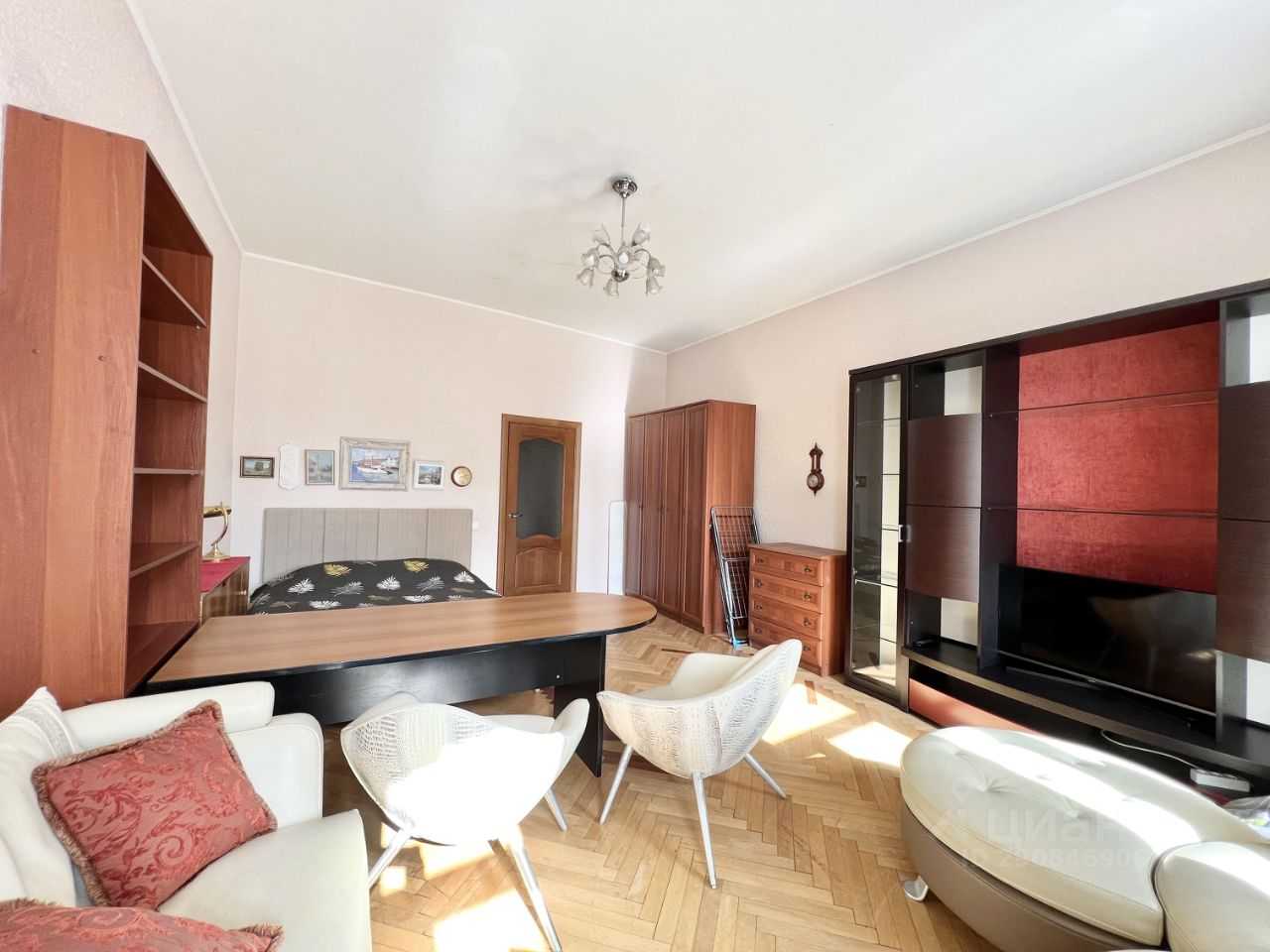 2-комнатная квартира, 80 м² — фотография 3