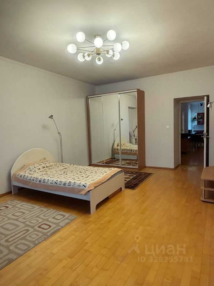 3-комнатная квартира, 137 м² — фотография 3