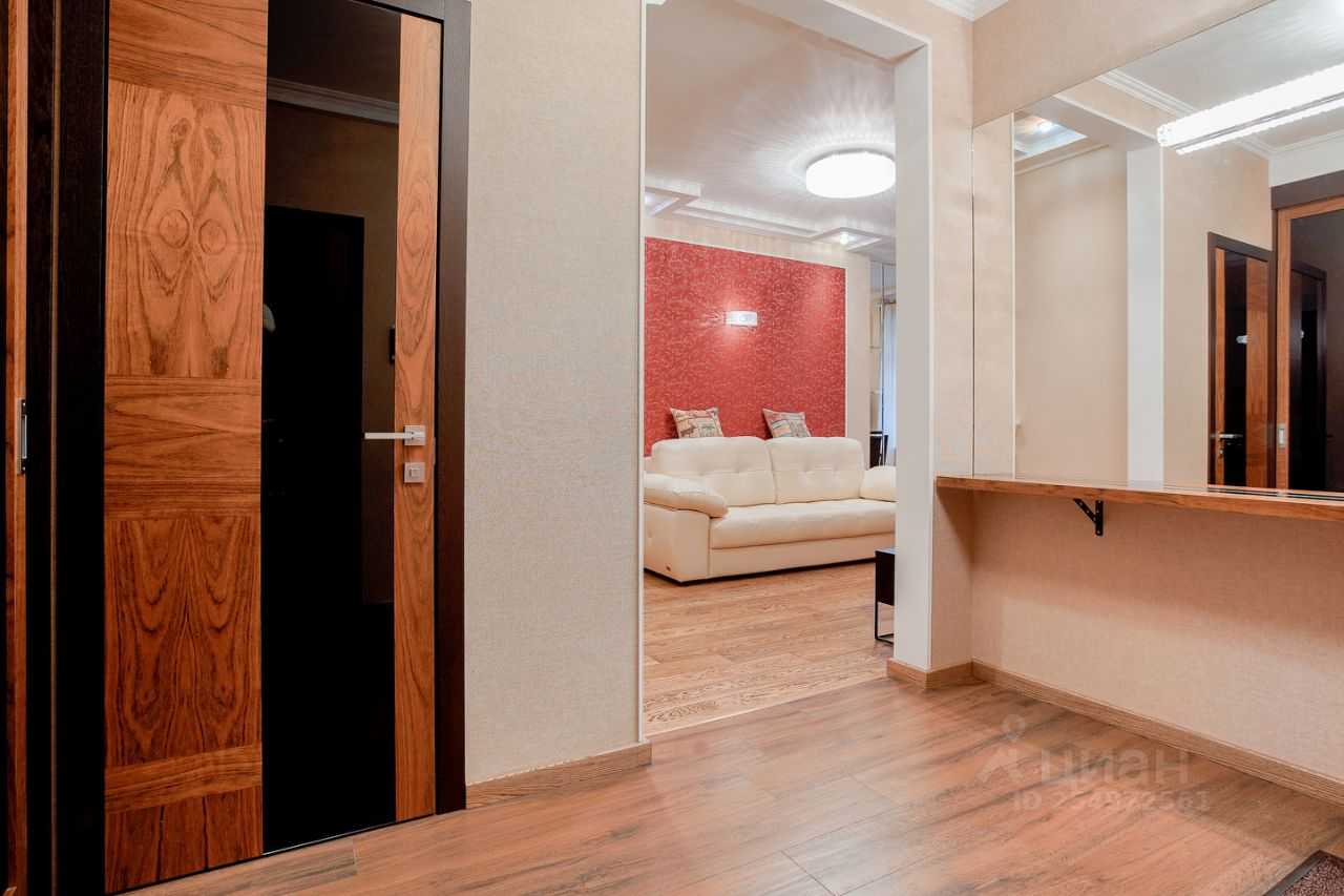 4-комнатная квартира, 130 м² — фотография 2