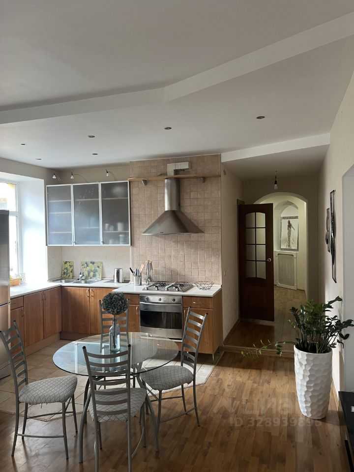 2-комнатная квартира, 80 м² — фотография 3