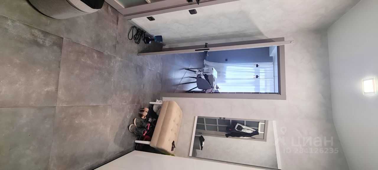 1-комнатная квартира, 47 м² — фотография 3