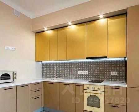 2-комнатная квартира, 71 м² — фотография 3
