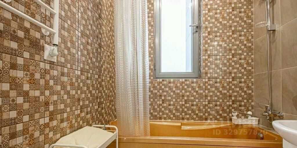 2-комнатная квартира, 71 м² — фотография 2