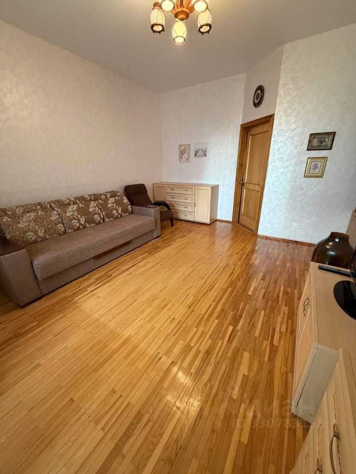 2-комнатная квартира, 69 м² — фотография 2