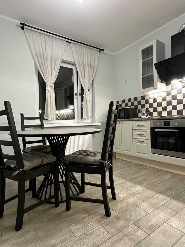 2-комнатная квартира, 60 м² — фотография 3