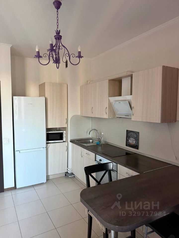 1-комнатная квартира, 43 м² — фотография 2