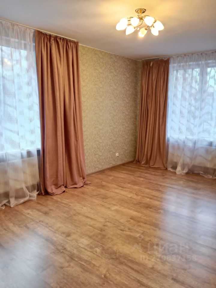 2-комнатная квартира, 70 м² — фотография 3