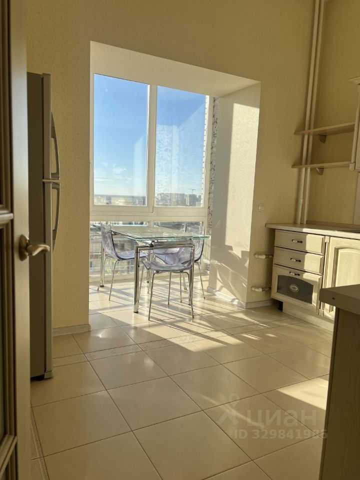 2-комнатная квартира, 69 м² — фотография 2