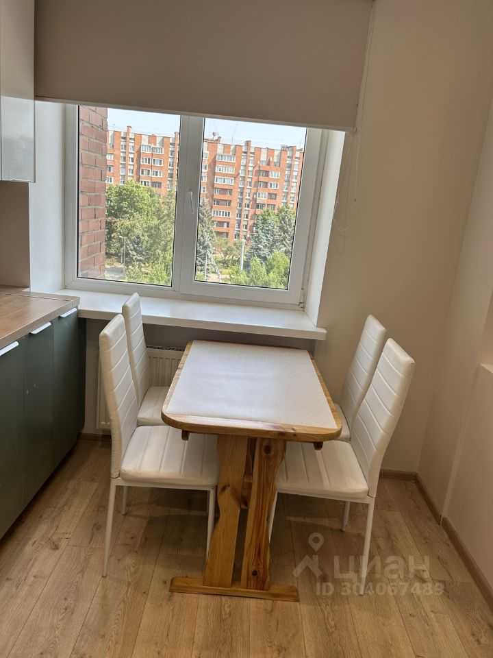 2-комнатная квартира, 55 м² — фотография 3
