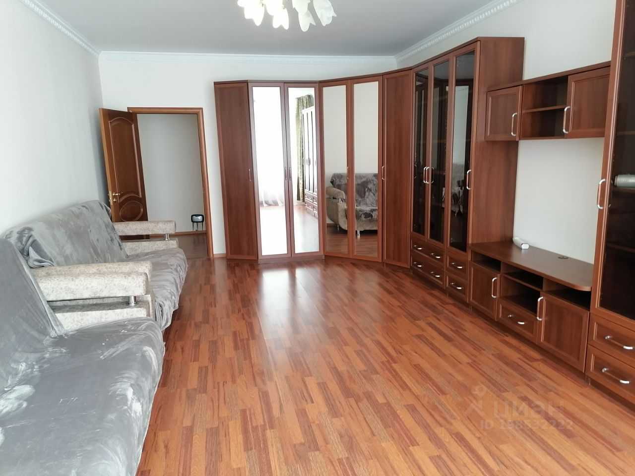 2-комнатная квартира, 88 м² — фотография 2