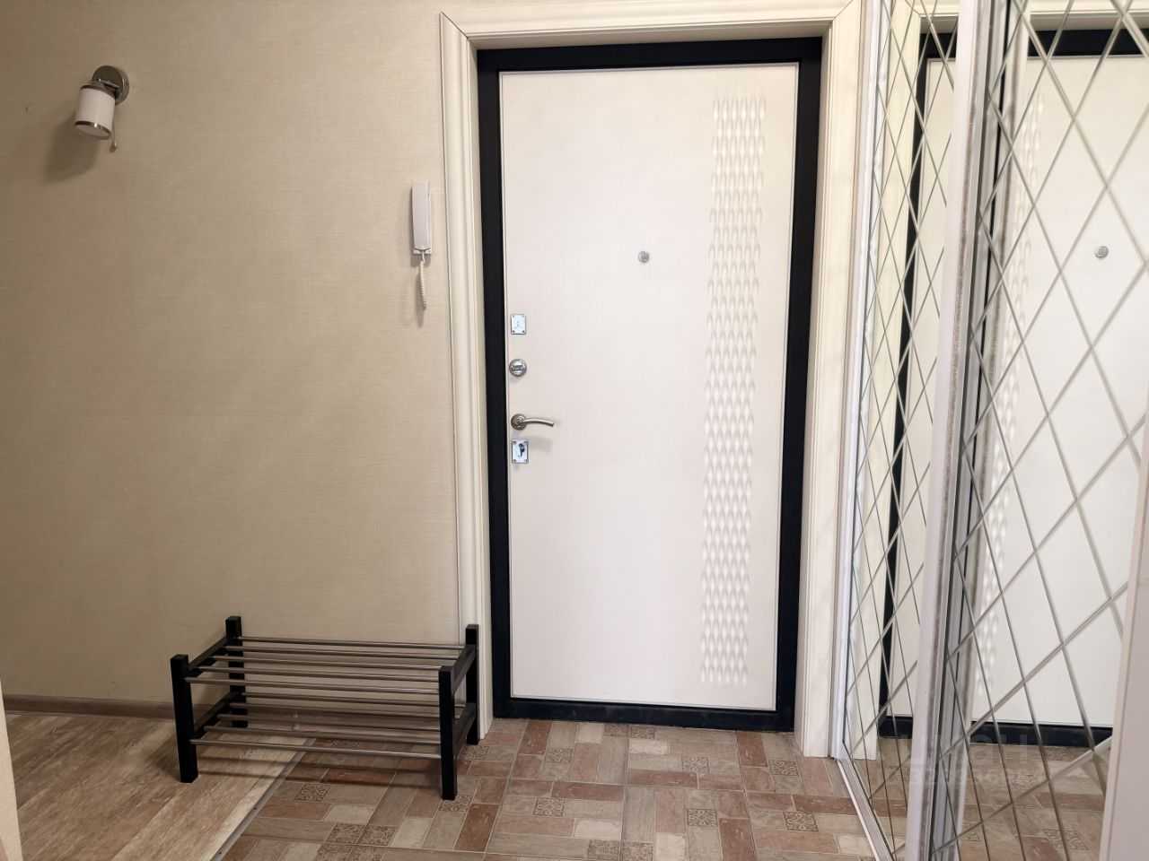 2-комнатная квартира, 63,7 м² — фотография 3