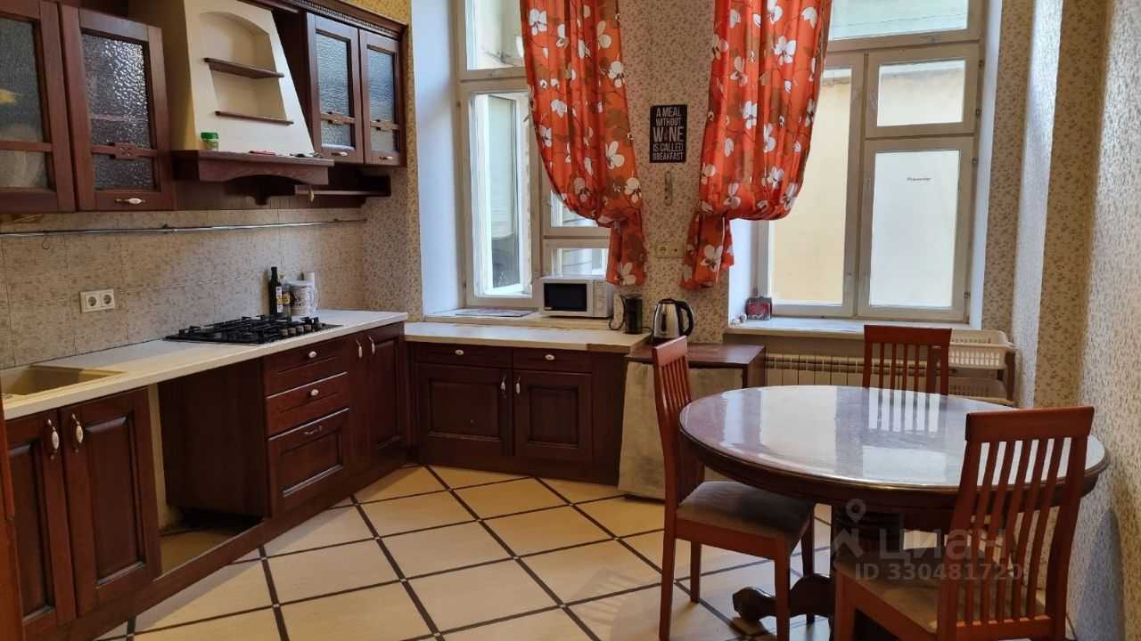 4-комнатная квартира, 135 м²