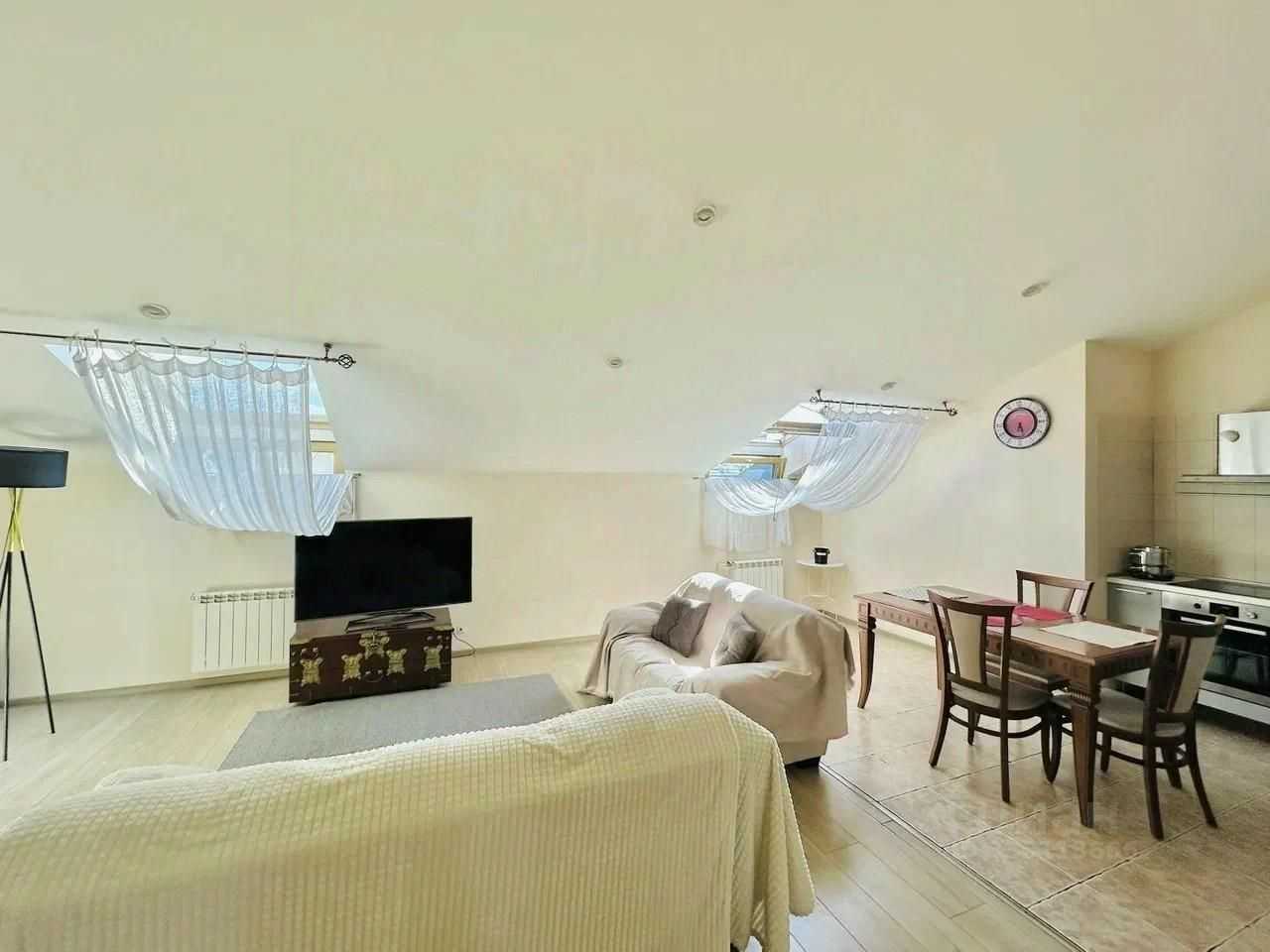 3-комнатная квартира, 127 м² — фотография 2