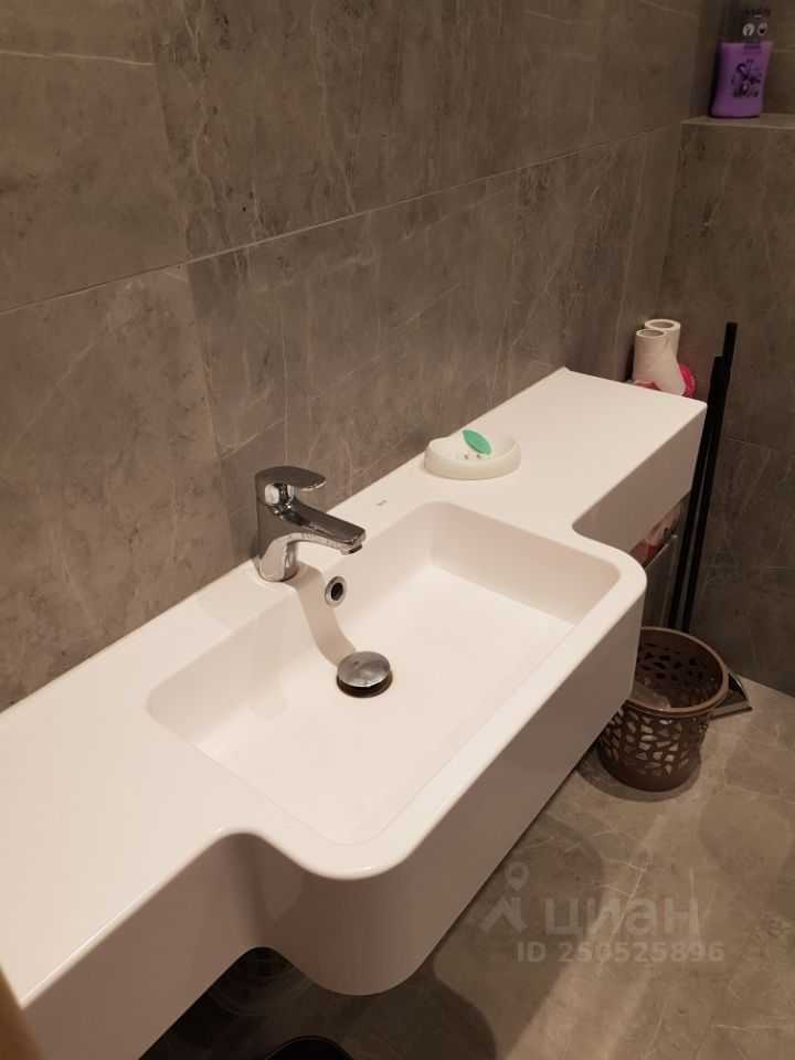 2-комнатная квартира, 42,6 м² — фотография 2