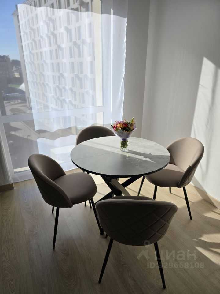 2-комнатная квартира, 56 м² — фотография 3