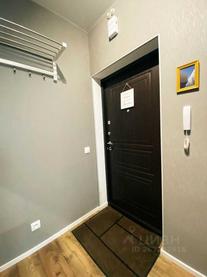 2-комнатная квартира, 67 м² — фотография 3