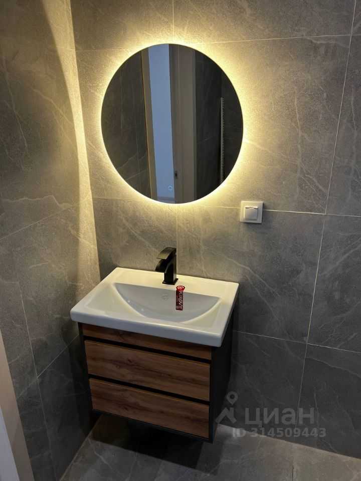 2-комнатная квартира, 57 м² — фотография 2