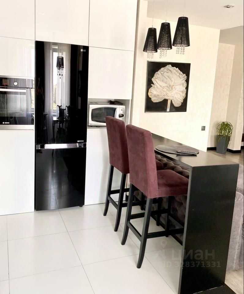 3-комнатная квартира, 104,6 м² — фотография 3
