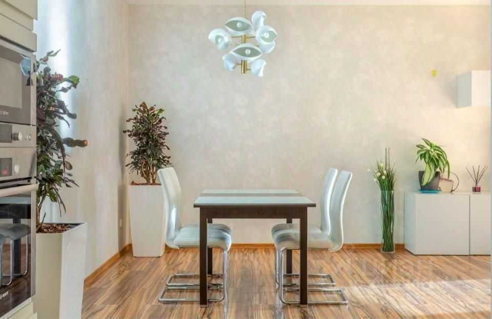 2-комнатная квартира, 93 м² — фотография 2